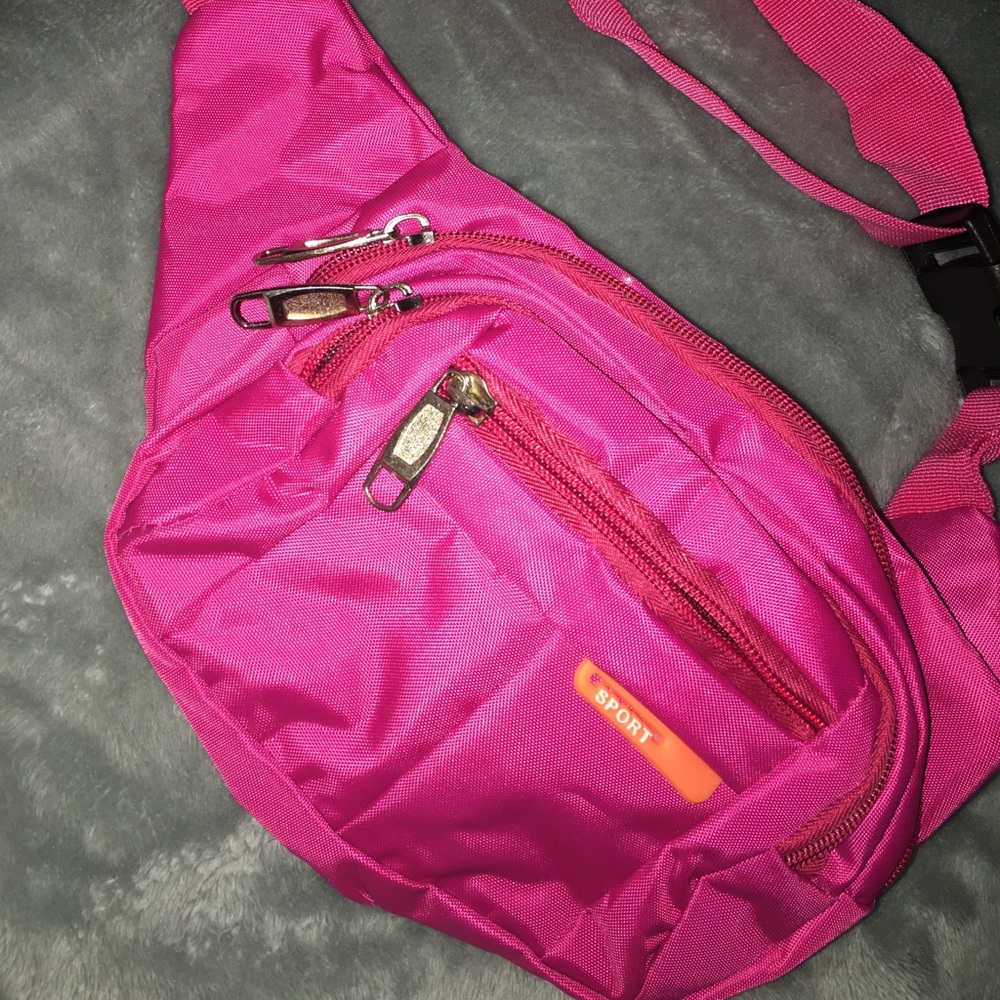 PINK SPORTS BAG π BUNDLE!! - Picture 1 of 2